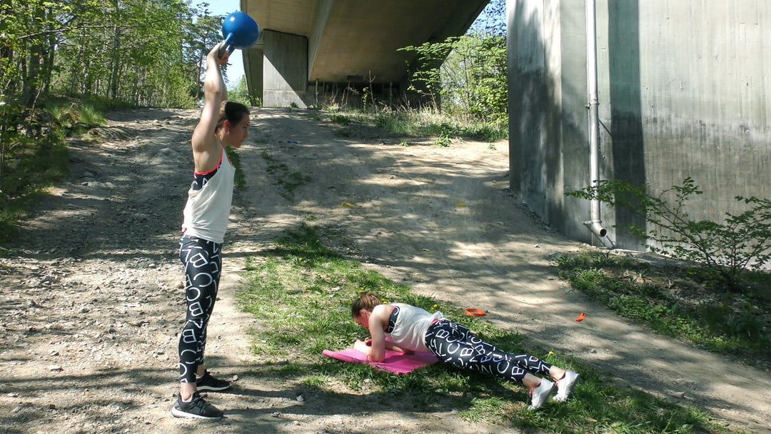 Backträning med kettlebells – 4 övningar Image