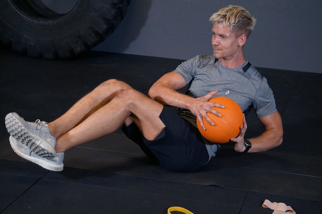 Video: Hjemmetræning på 10 minutter – øvelser for hele kroppen Image