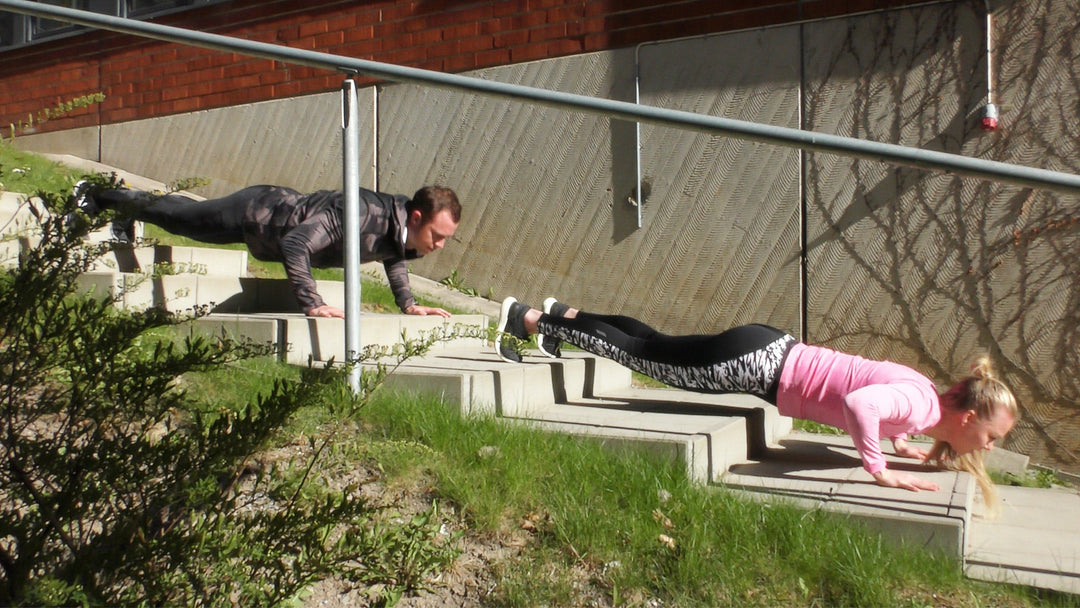 7 treningsøvelser du kan gjøre i en trapp Image