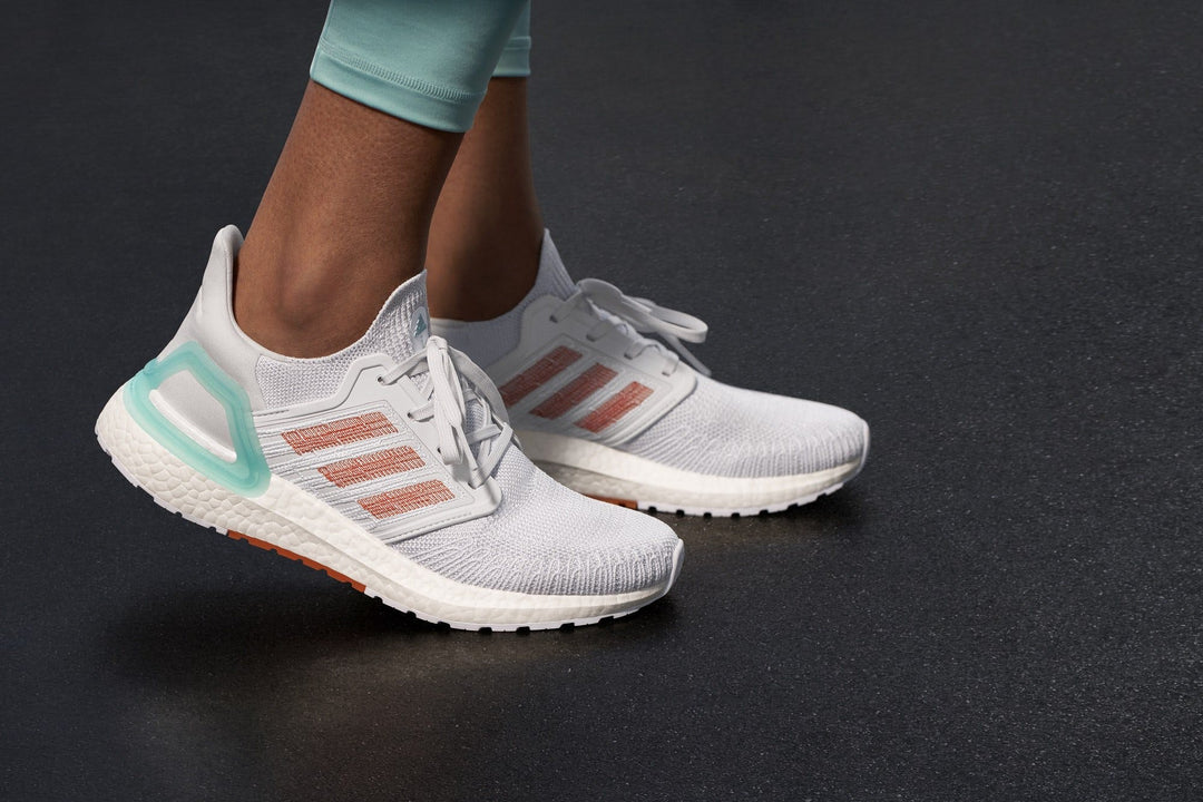 Tässä on kierrätysmuovista valmistettu Adidas Ultraboost! Image