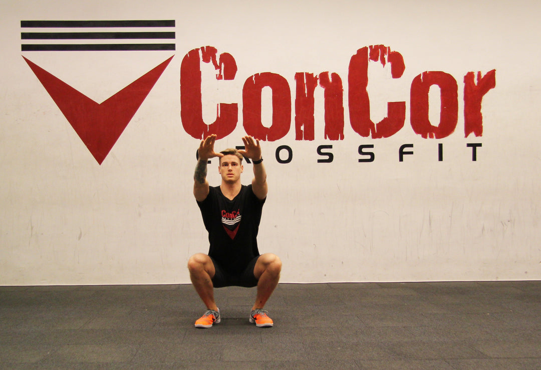 Lær deg å gjøre air squats Image