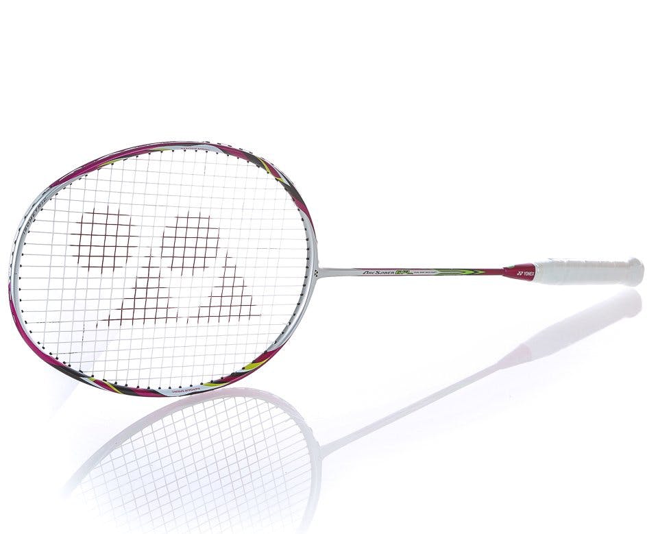 Kitta dig för badmintonmatchen! Image