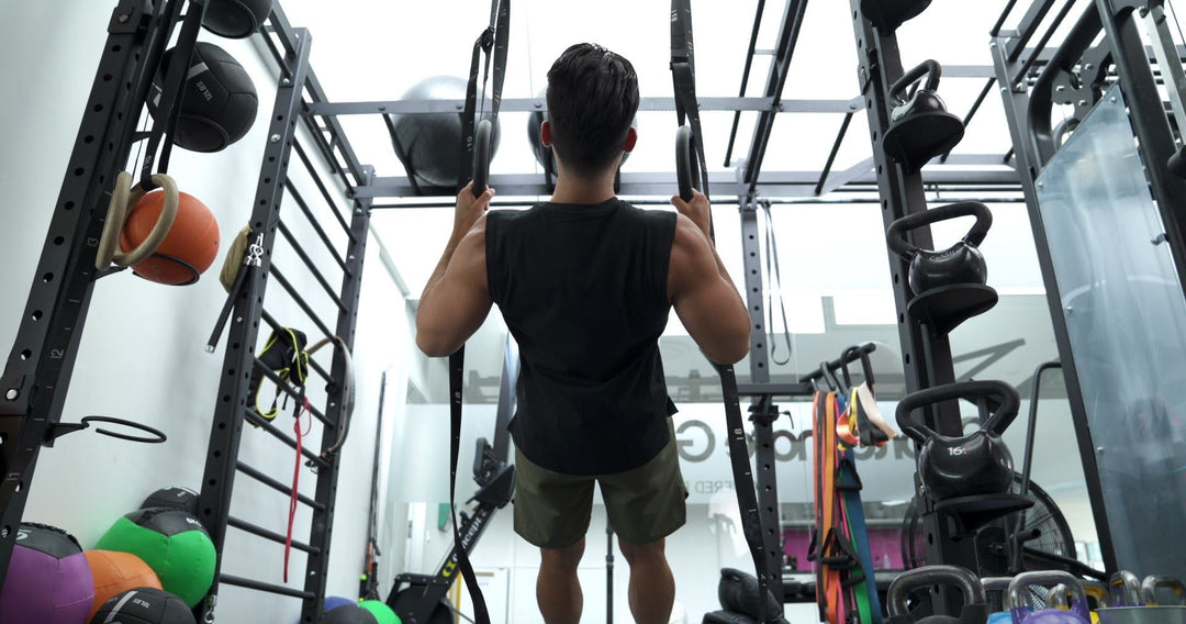 Video: Enkle ryggøvelser for en bedre holdning Image