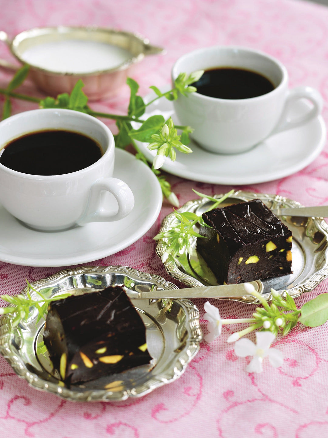 Opskrift: Chokoladefudge uden sukker eller mel Image