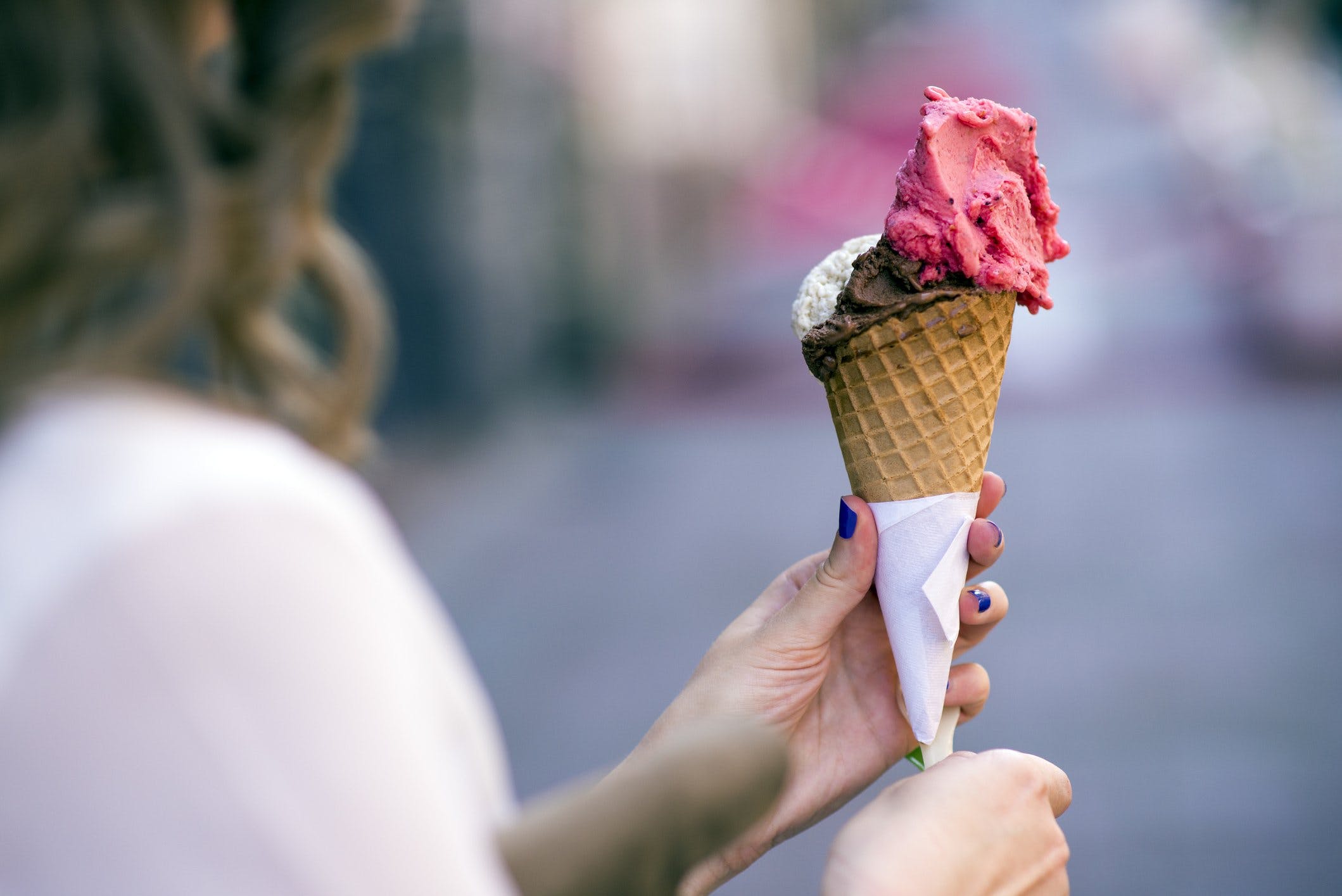 Pourquoi avez-vous le ventre gonflé après un repas ? Image