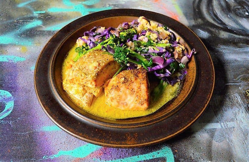Recept: Perfekt lax med enkel citronsås Image