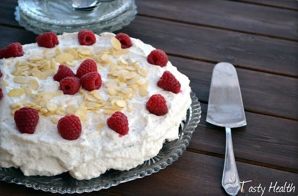 Sund og pokkers god sommertærte! Image