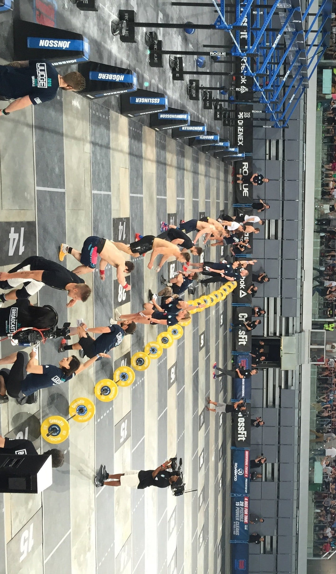 Träna som crossfiteliten! Image