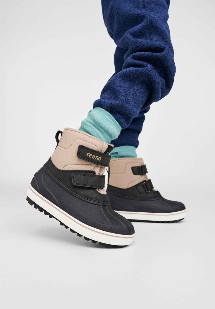 Winter Boots, Tuiskuva Black
