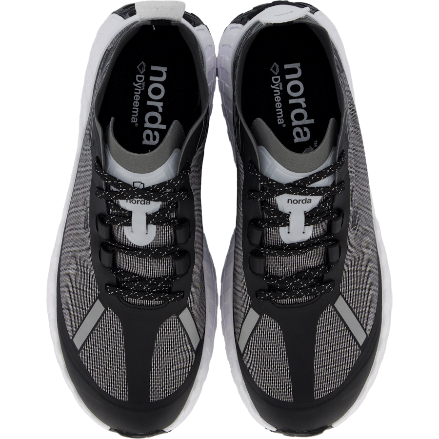 Norda N001 Black/white