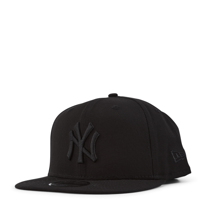 MLB 950 NEW YORK YANKEES