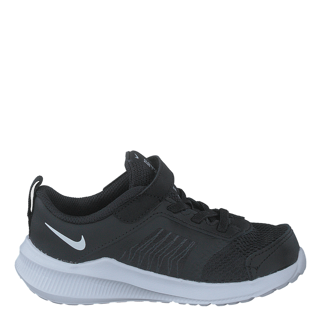 Nike Downshifter 11 Black White