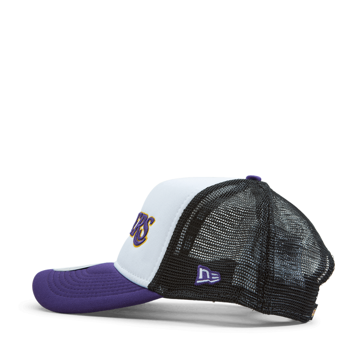 Lakers Team Colour Block Trucker