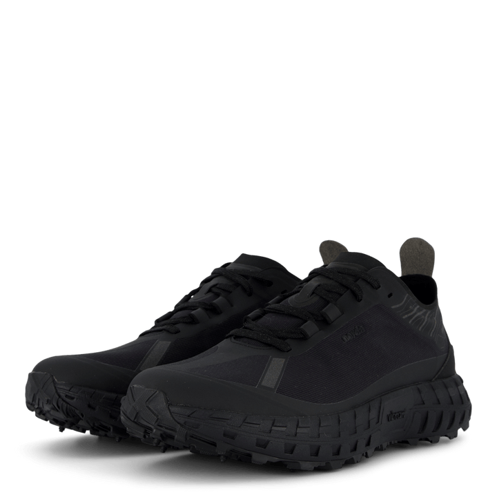Norda 001 Stealth Black - M Black