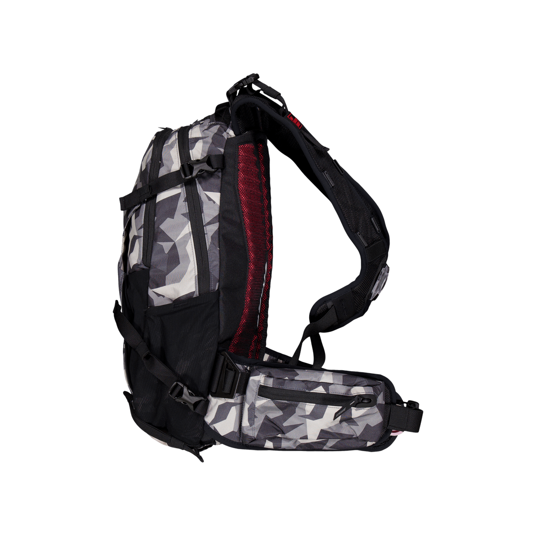 Shred 16l Mtb Daypack Camo/black