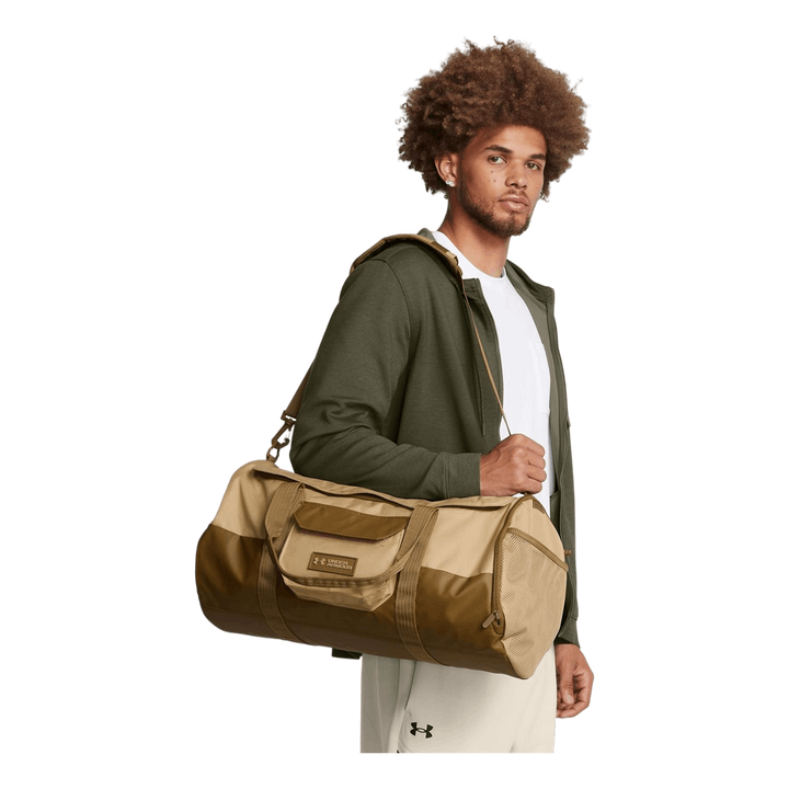 Ua Triumph Barrel Duffle Camel