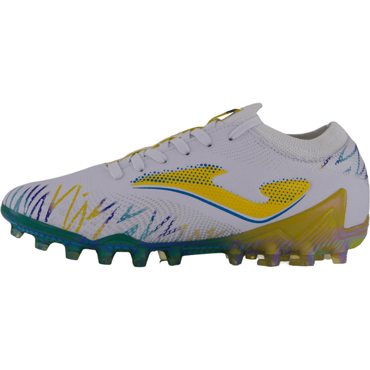 Striker White
