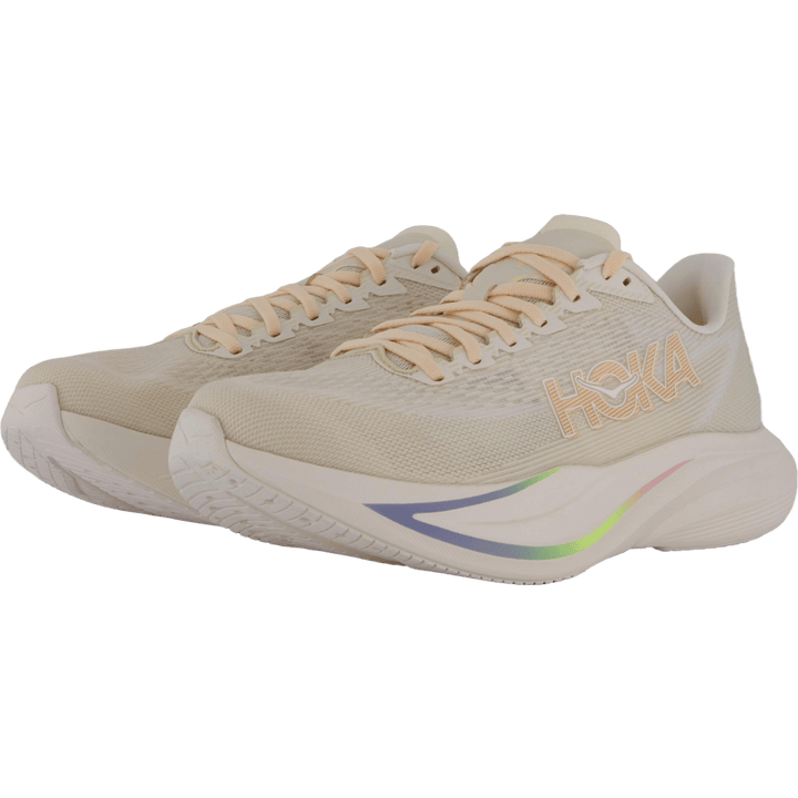W mach 7  Oat milk / alabaster