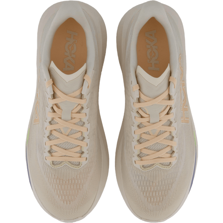 W mach 7  Oat milk / alabaster