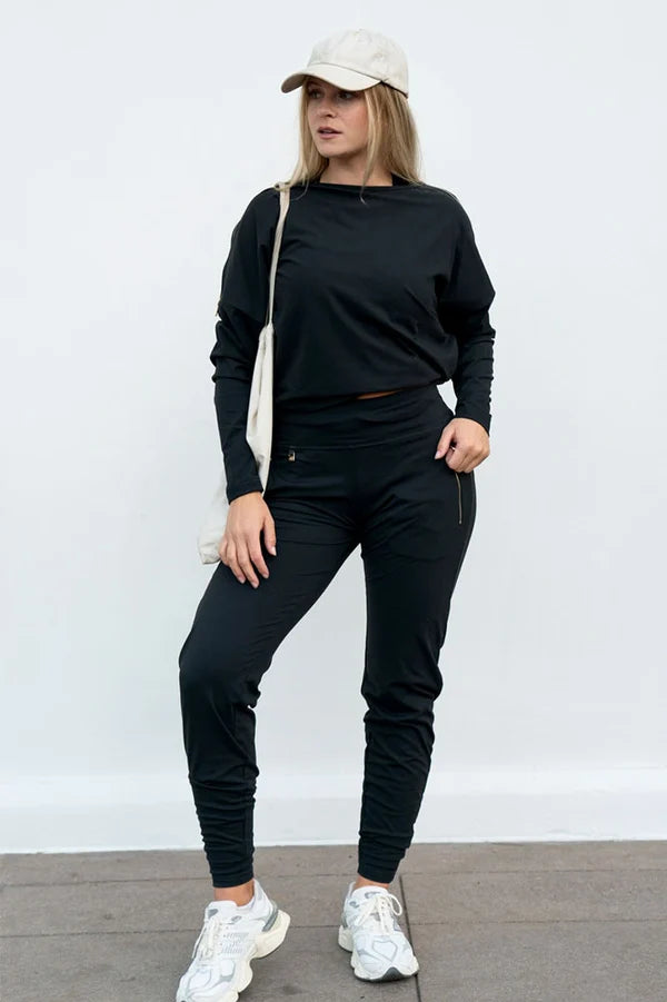 Edge Casual Zip Sweater