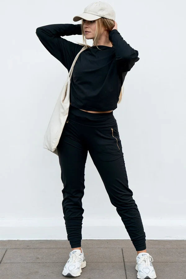 Edge Casual Zip Sweater