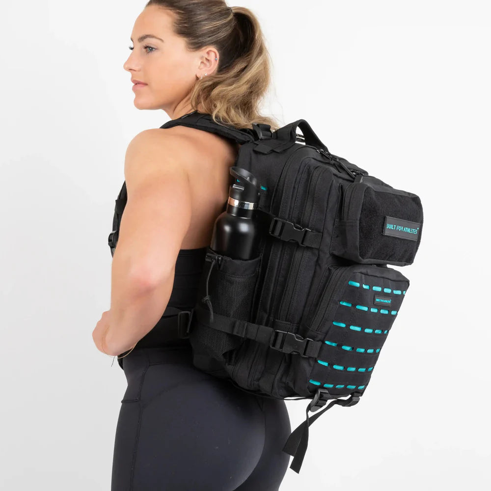 Medium Black & Aqua 25l Hero 3 Black Aqua