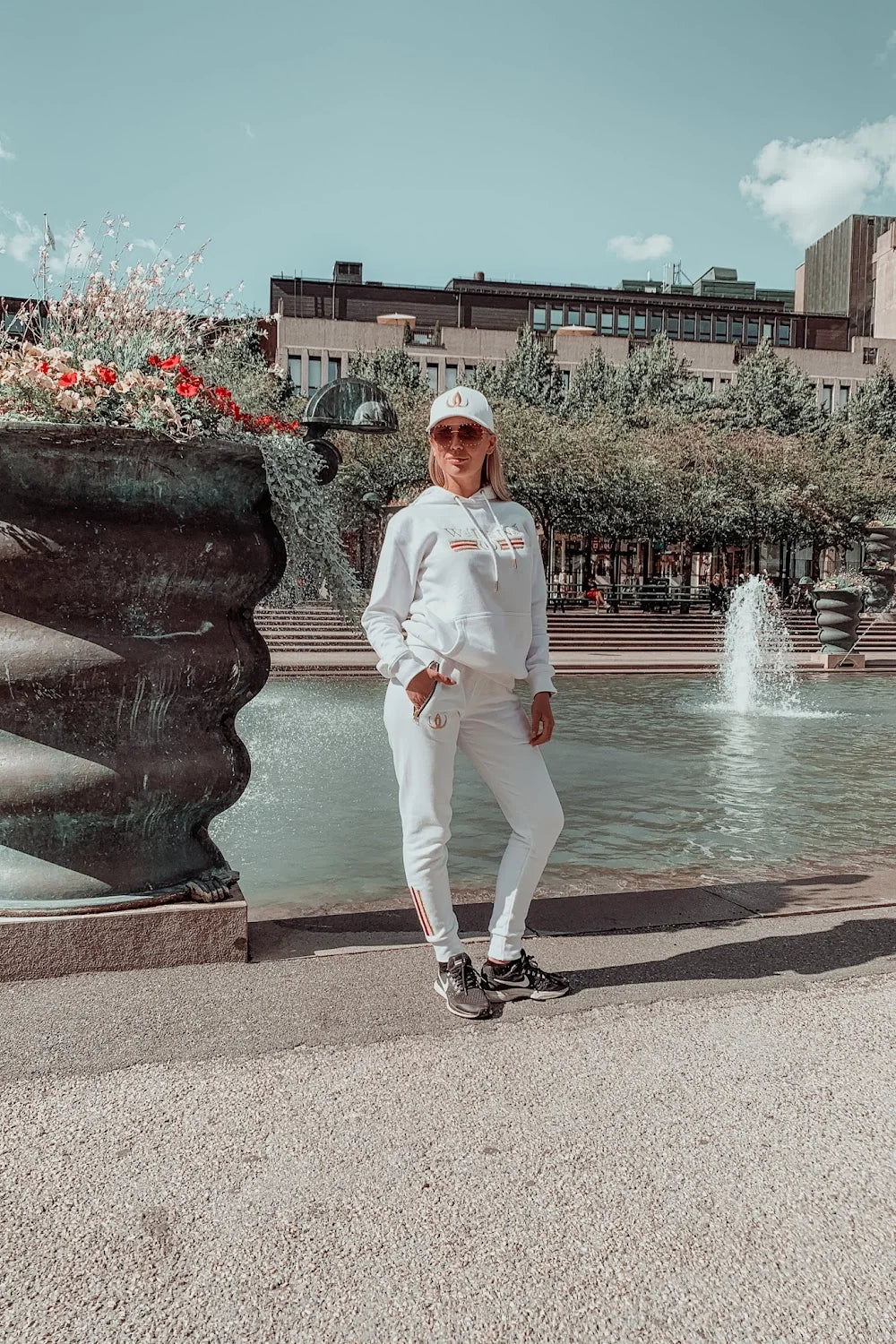 Deluxe Hoodie White