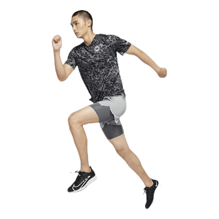 Dri-FIT Miler Wild Run Top SS pr Black/Silver