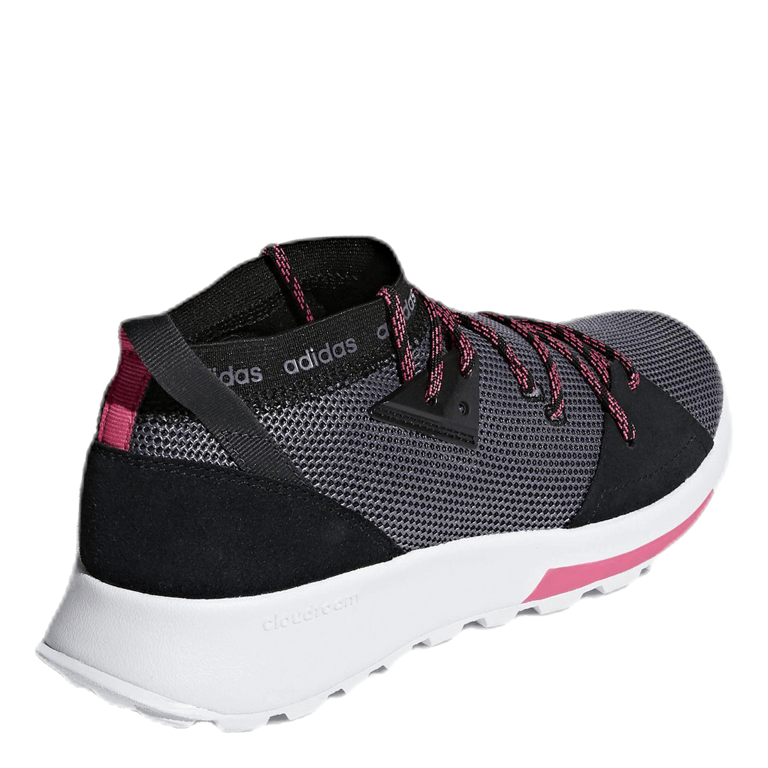 Women's quesa running shoe hotsell