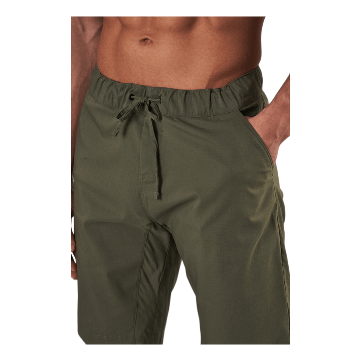 Explore Shorts Green