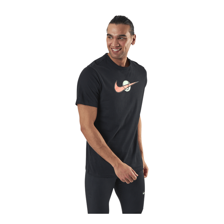 Court Swoosh Tee Black