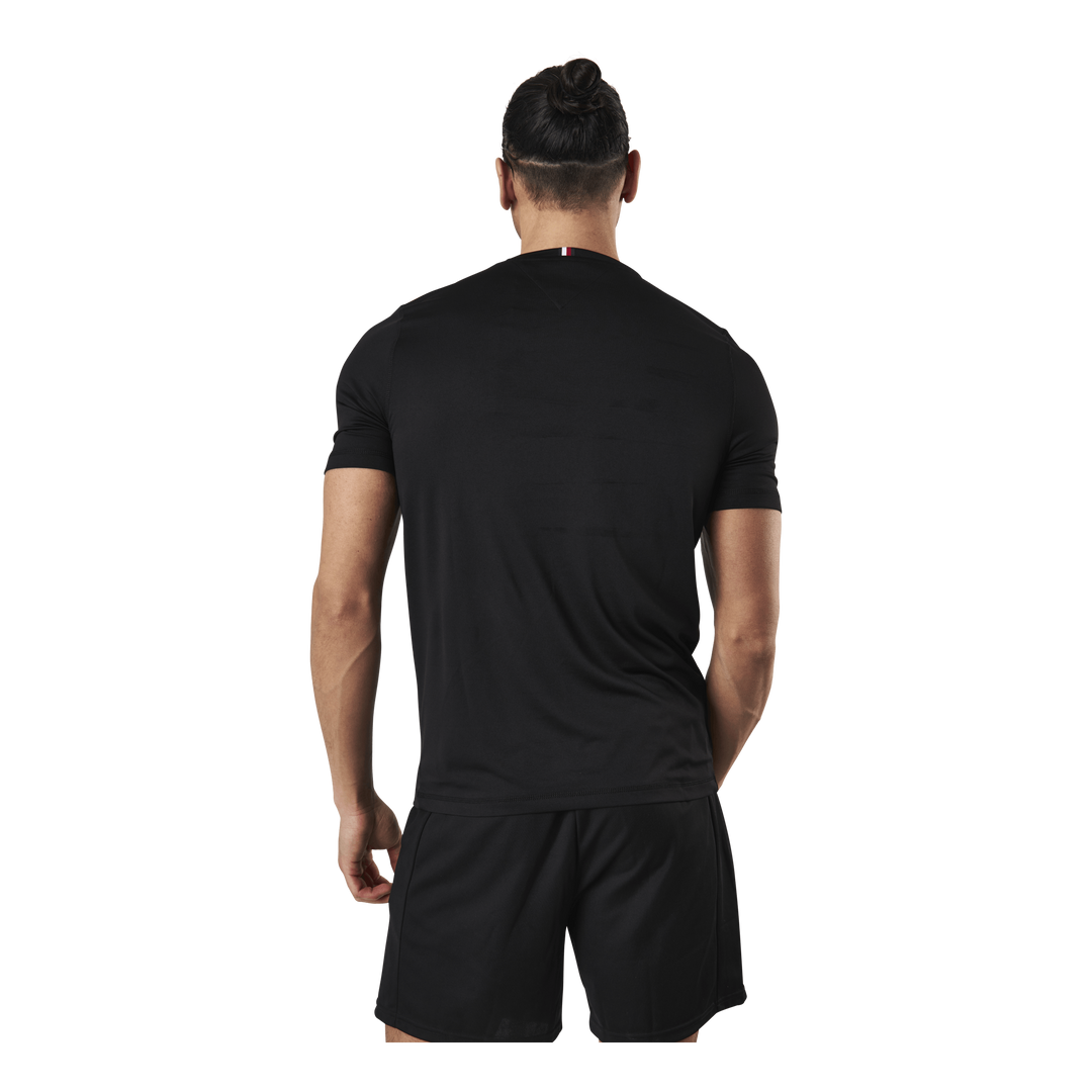 Essentials Training Tee Black