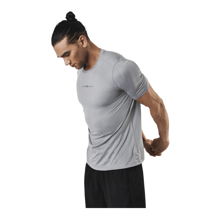 Shoulder Logo Slim Training Tee Silver