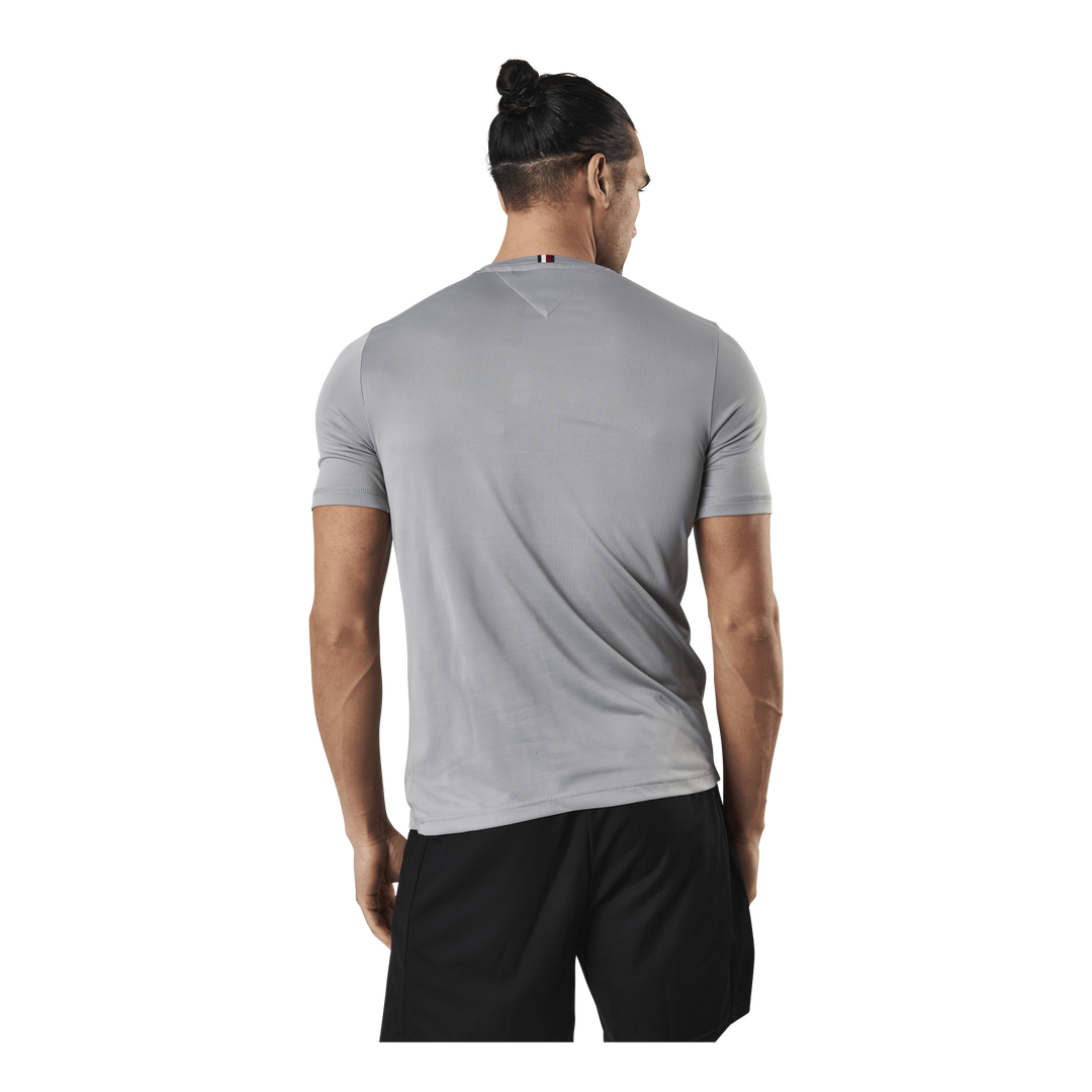 Shoulder Logo Slim Training Tee Silver