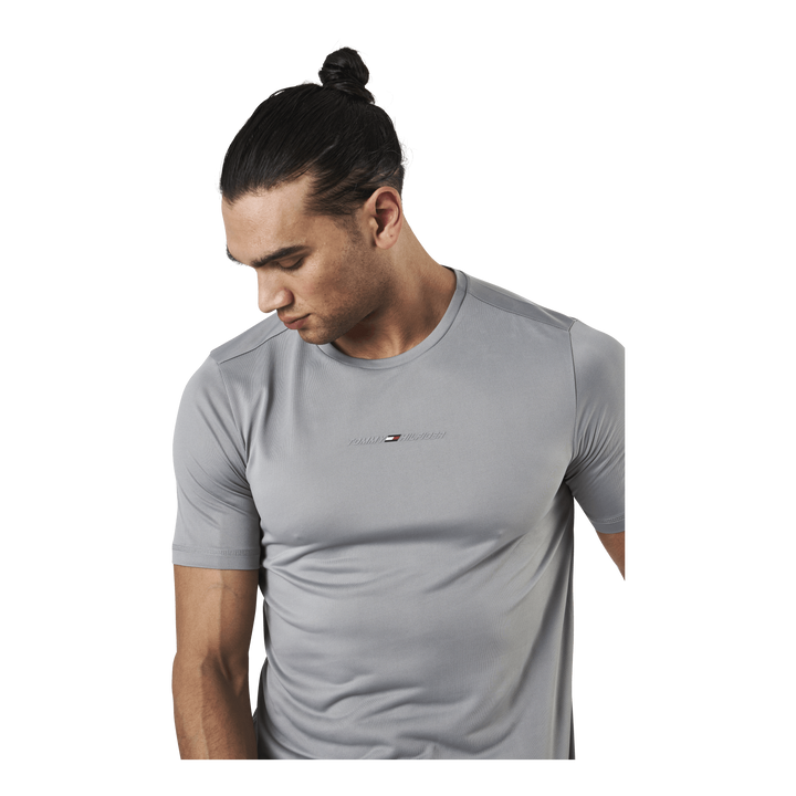 Shoulder Logo Slim Training Tee Silver