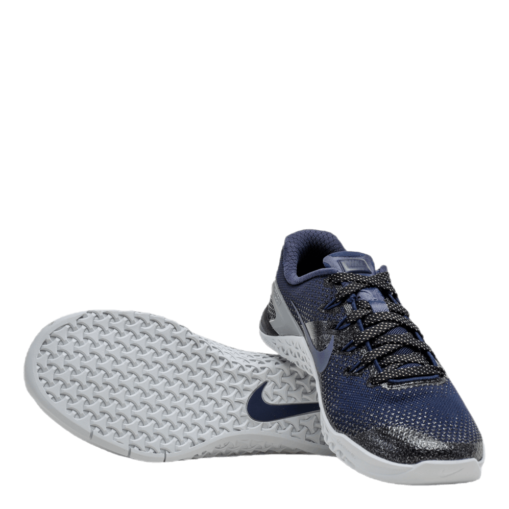 Women's nike metcon 4 metallic hotsell