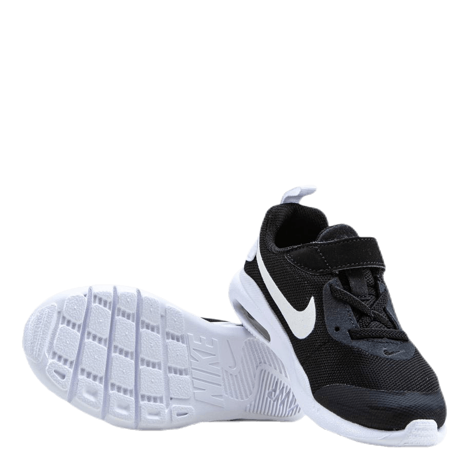 Black/white air max oketo junior trainers 2025