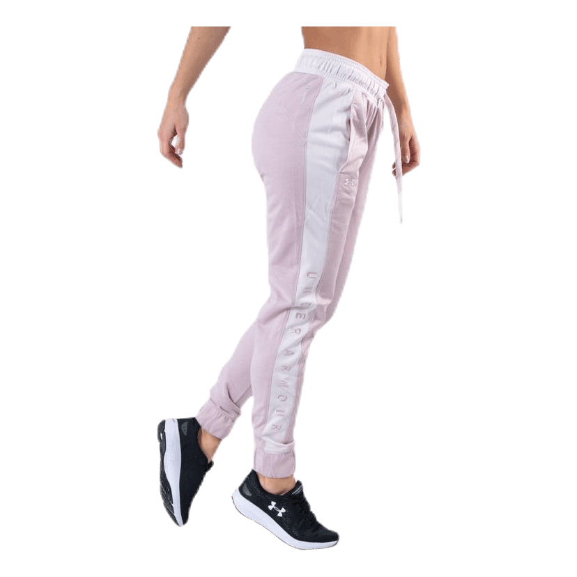 Under armour pink pants deals