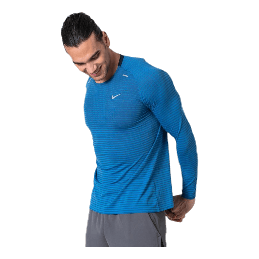 nike techknit ultra blue