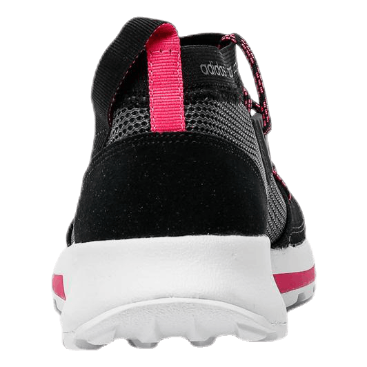 Quesa Shoes Core Black / Grey Five / Shock Pink