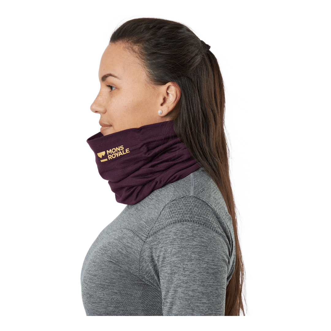 Double Up Neckwarmer Wine