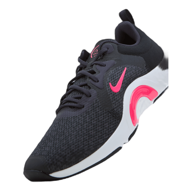 Nike air max motion hot sale 2 women's black pink
