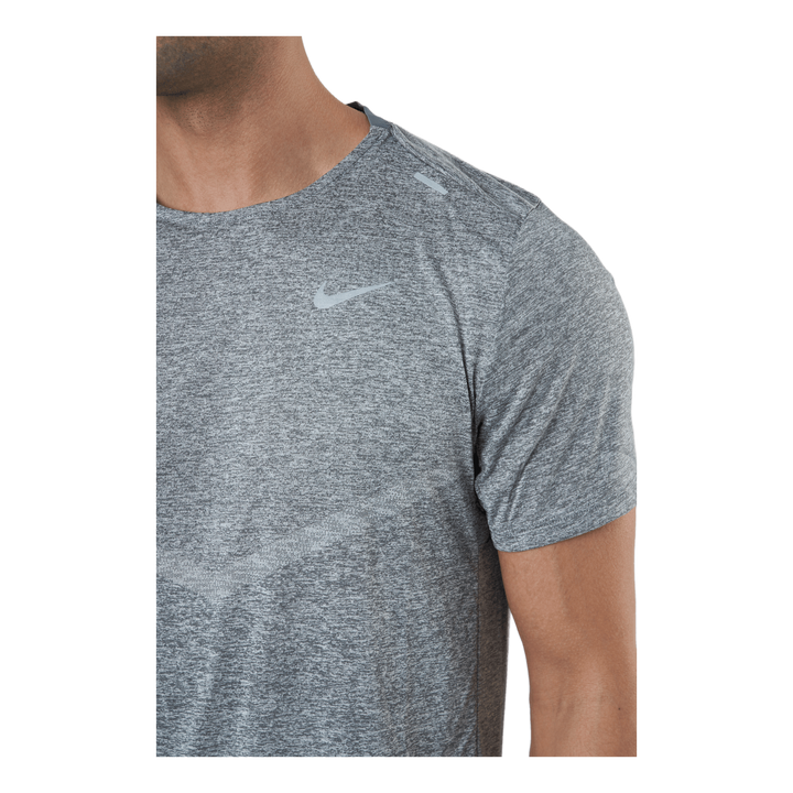 Dri-FIT Rise 365 Men's Short-Sleeve Running Top SMOKE GREY/HTR/REFLECTIVE SILV