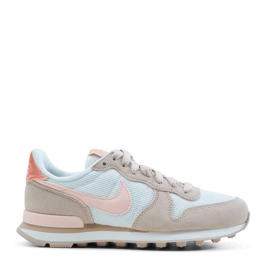 Women s Nike Internationalist Summit White atmosphere fossil