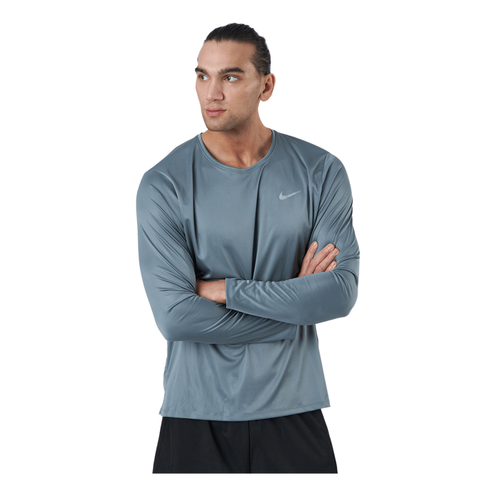 Dri-FIT Miler Men's Long-Sleeve Running Top SMOKE GREY/REFLECTIVE SILV