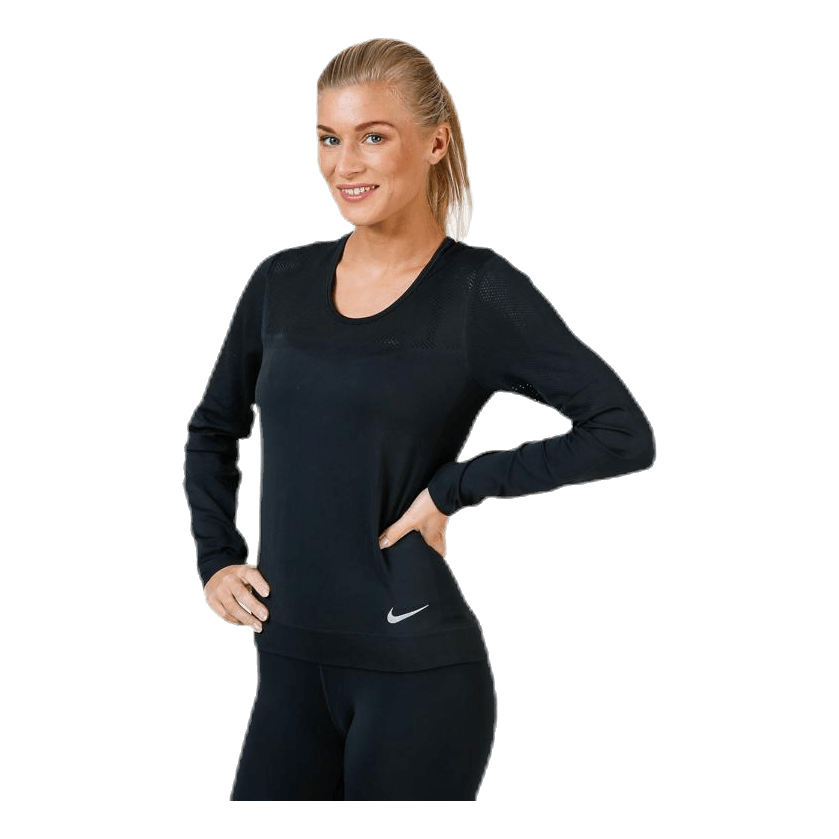 Nike Infinite Top LS Black Sportamore